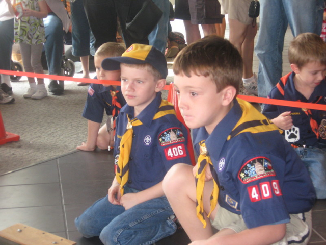 2010-Pack409-Blue-n-Gold - 188.jpg
